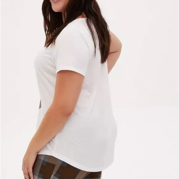 Torrid Outlander Jamie Fraser Silhouette Sleep Top - Picture 3 of 6